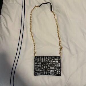 Tory Burch wallet on chain